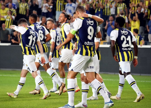 Foto - Bu işin sonu nereye gidecek? Aykırı sözler: Sırada o var! Tebessüm ederek işaret etti: