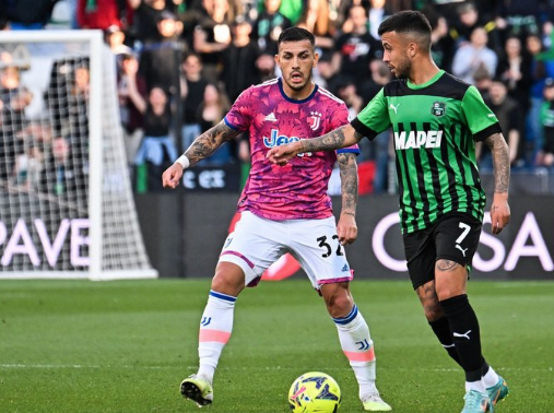 Foto - Bu işin sonu nereye gidecek? Aykırı sözler: Sırada o var! Tebessüm ederek işaret etti: