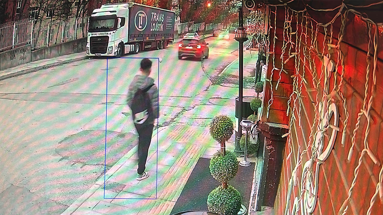 Bu işin sonu nereye varacak? Okula giden öğrenciye köpek saldırdı