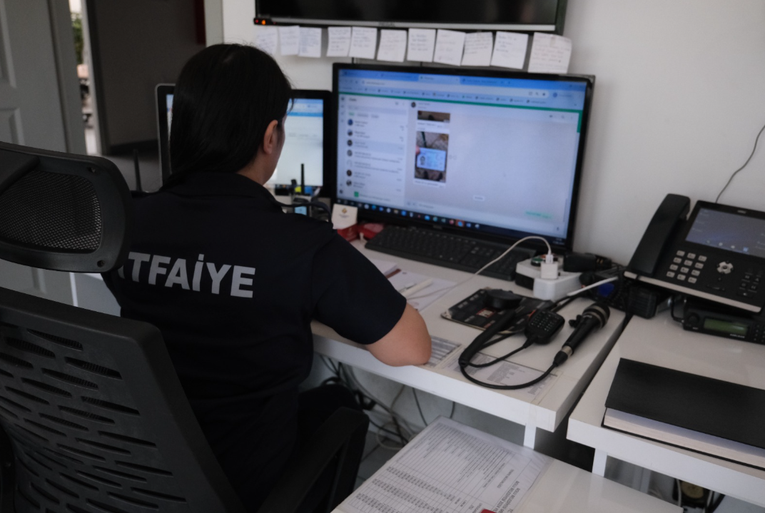 Foto - Tanju Özcan makam aracı almak için İtfaiye aracını sattı