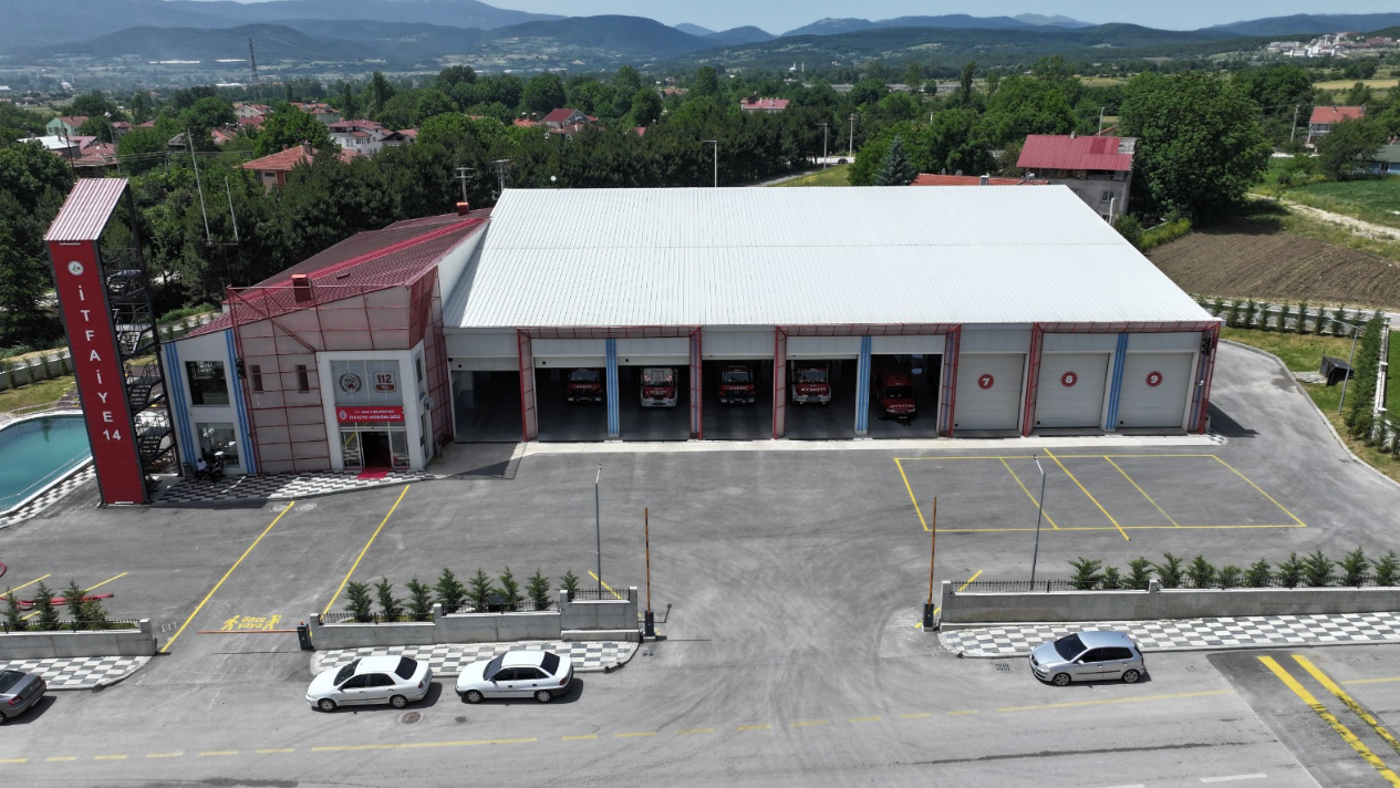 Foto - Tanju Özcan makam aracı almak için İtfaiye aracını sattı