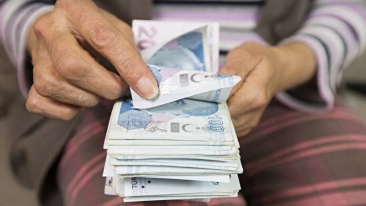 Foto - ‘Bu kadar olacağını tahmin ediyorum’ Emekli bayram ikramiyesinde rakam verildi