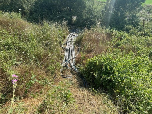 Foto - Bu kadarı ancak şeytanın aklına gelir! Yer altındayken bile rahat yok