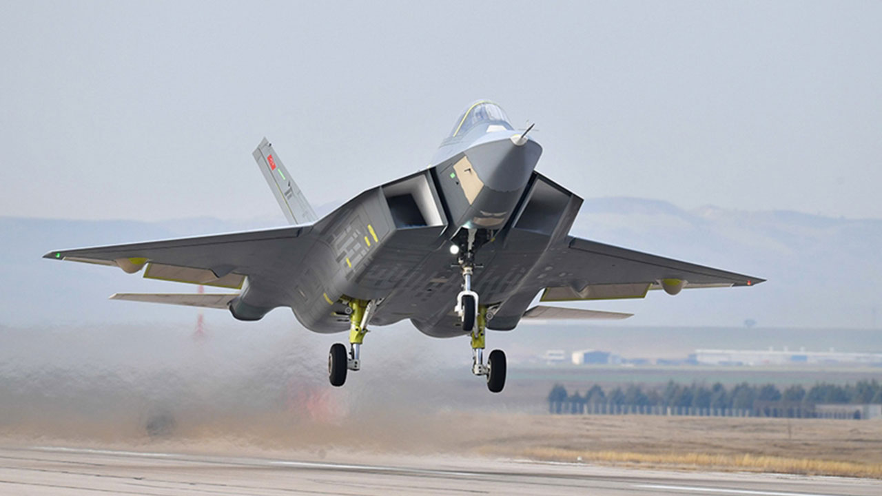 Bu kadarı beklenmiyordu! MMU Kaan'ın peşine düştüler, içlerinde biri kardeş dört Arap ülkesi de var