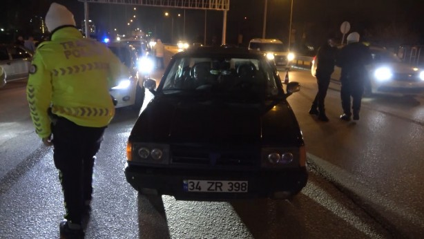 Foto - Bu kadarına da pes artık! Alkollü yakalanan sürücünün derdine bakın