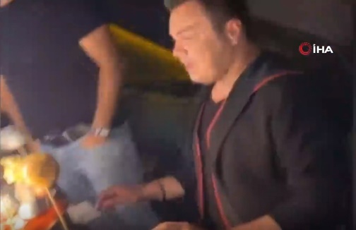 Foto - Bu kadarına da 'pes' artık! Ne maske ne sosyal mesafe! Bu insanlar çıldırmış