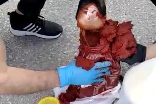 Bu kadarına da pes artık! Salça bidonundan çıkana inanamayacaksınız!