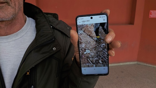 Foto - Bu kadarına da pes! Bakın binanın kirişlerinden ne çıktı