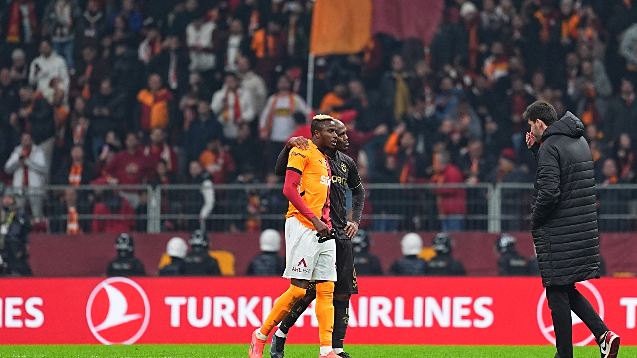 Foto - Bu kadarını ne Okan Buruk ne de Dursun Özbek bekliyordu: Yapay zeka Victor Osimhen'in yeni takımını duyurdu!