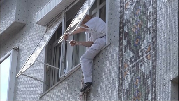 Foto - Bu kadarını Türk filmlerinde göremezsiniz! Bez parçalarıyla öyle bir şey yaptı ki…