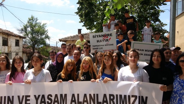 Foto - Bu kafayla yer altı kaynaklarımız yer altında kalır! Dünya dört koldan çıkarıyor bizimkiler eylemde