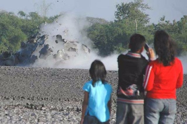 Foto - Bu kareler çekildikten 1 saniye sonra...