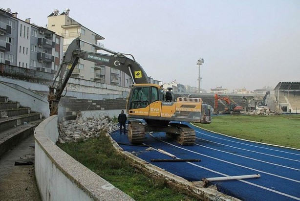 Foto - Bu kez Demokrat Parti kıyameti kopartır mı? Adnan Menderes'in ismini silmek için bakın ne yapmaya başladılar