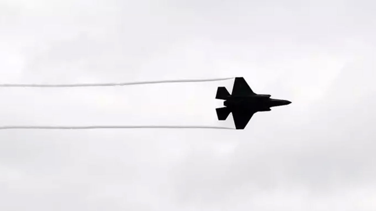 Foto - Bu kez fena uçtular: 'F-35 savaş uçakları Türkiye üzerinde fark edilmeden uçtu'
