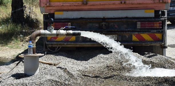Foto - Bu kez petrol ve doğalgaz değil! Bir il nefesini tuttu, yerin altından fışkırması an meselesi