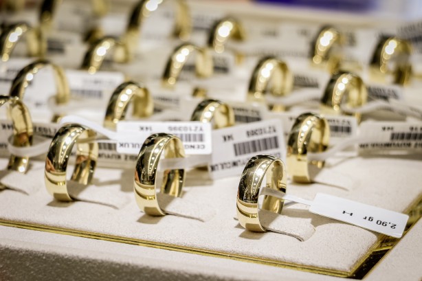 Foto - Son tahmin kuyumculardan geldi! 'Hiç görmedim' deyip açıkladı: Gram altın Ekim ayında o rakamı görecek