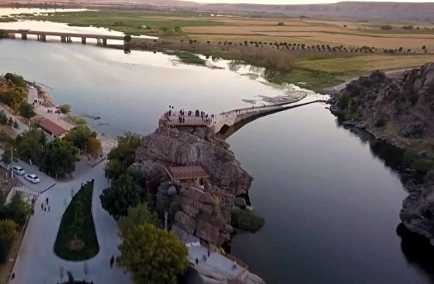 Foto - Bu köprü yıllara meydan okuyor