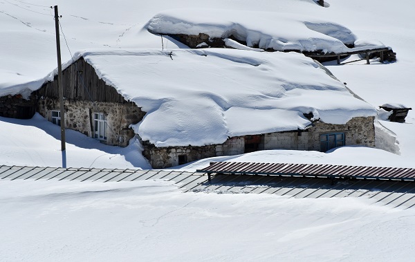 Foto - Bu köy baharı bekliyor
