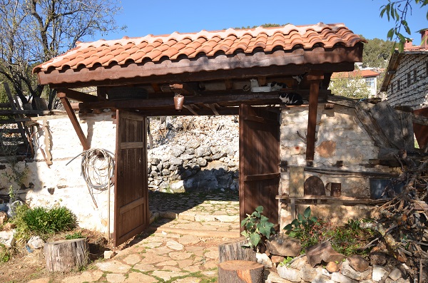 Foto - Bu köy başka köy! Kimse yaşamıyor ama giden gidene