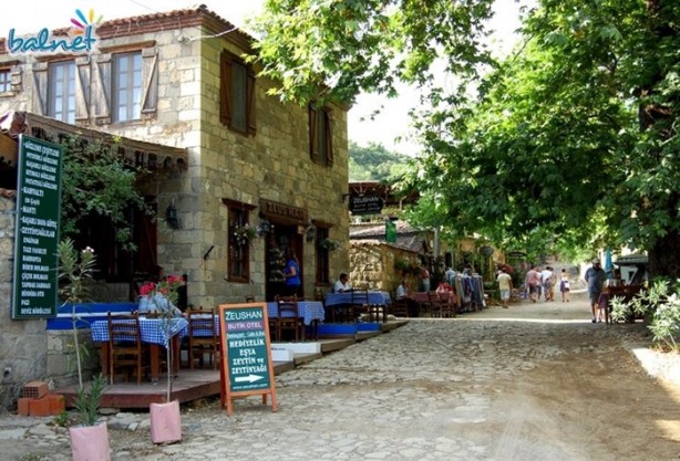 Foto - Bu köyde evlerin fiyatı dudak uçuklatıyor!