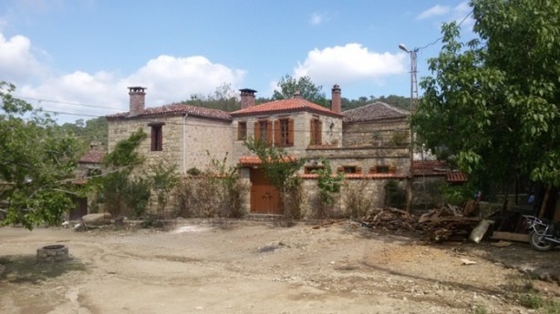  Bu köyde evlerin fiyatı dudak uçuklatıyor!