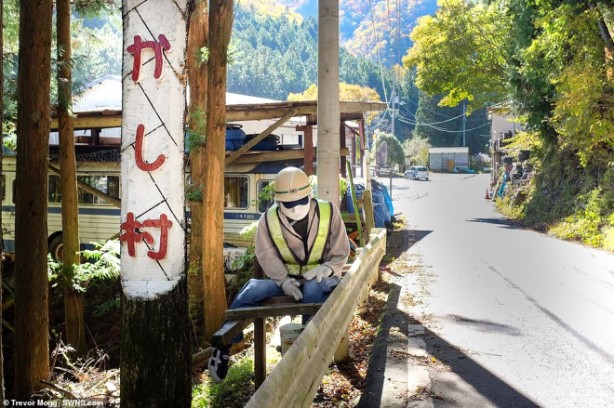 Foto - Bu köye gitmek cesaret ister! Sadece 40 ölü yaşıyor