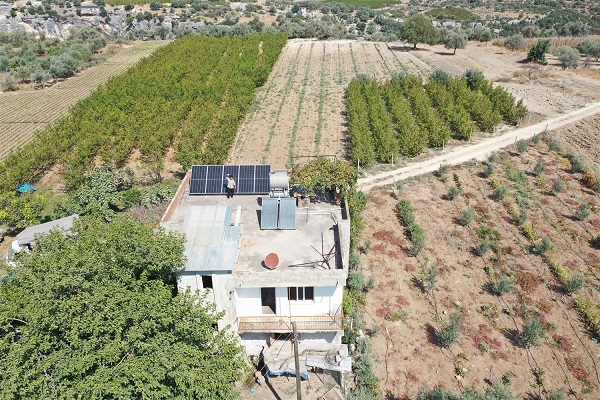 Foto - Bu köylerde elektrik güneşten! 