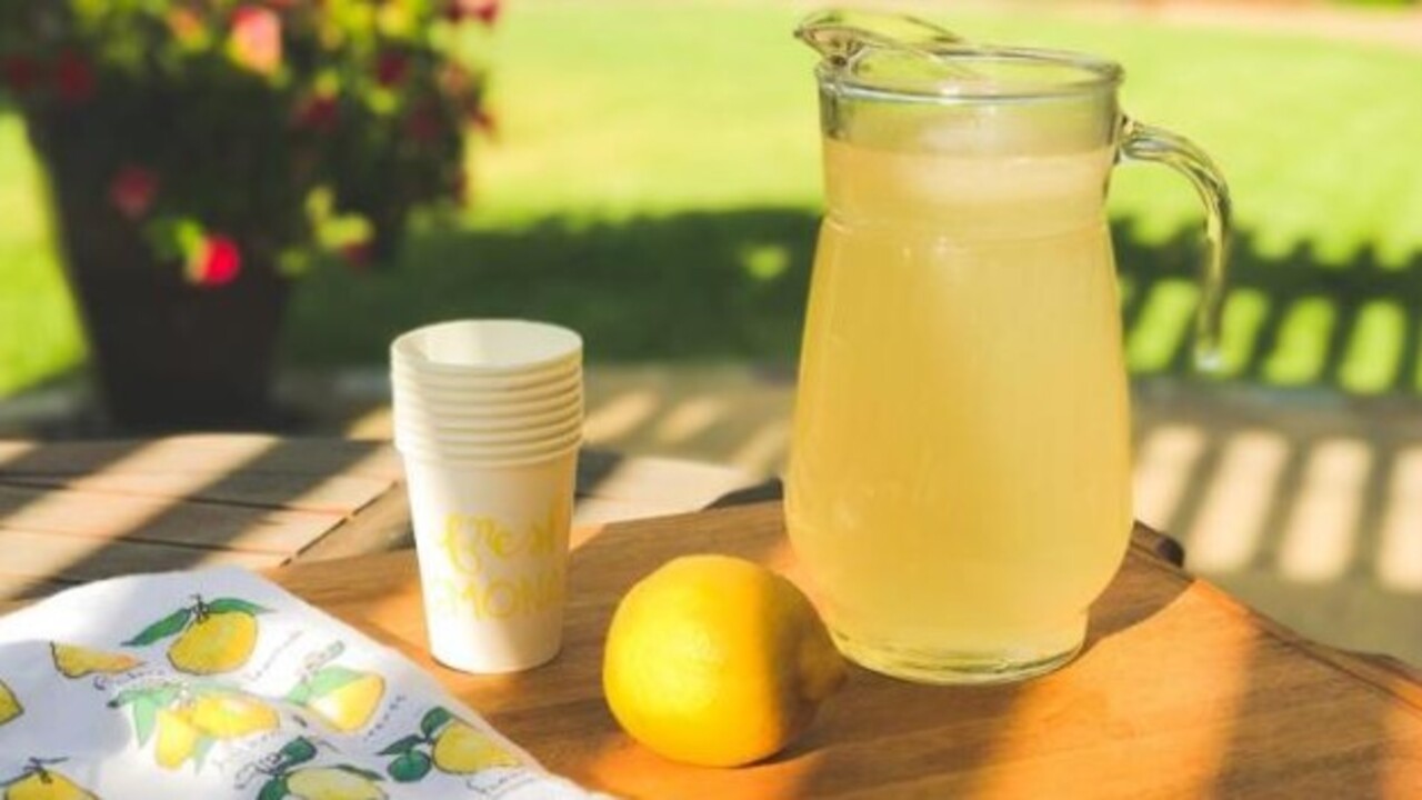 Bu lezzete doyamayacaksınız! İşte ev yapımı şekersiz limonata tarifi