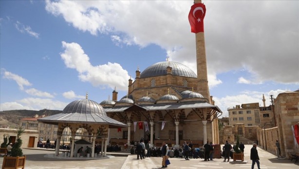 Foto - Bu liste çok konuşulur! Hangi ilde kaç cami var?