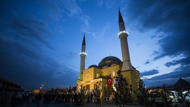 Foto - Bu liste çok konuşulur! Hangi ilde kaç cami var?