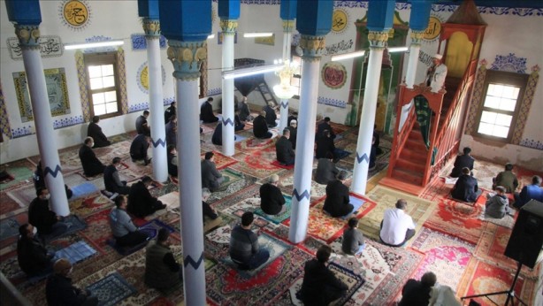 Foto - Bu liste çok konuşulur! Hangi ilde kaç cami var?