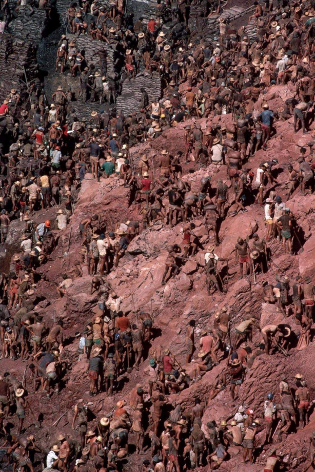 Foto - Bu madende yüz binlerce insan çalışıyor!