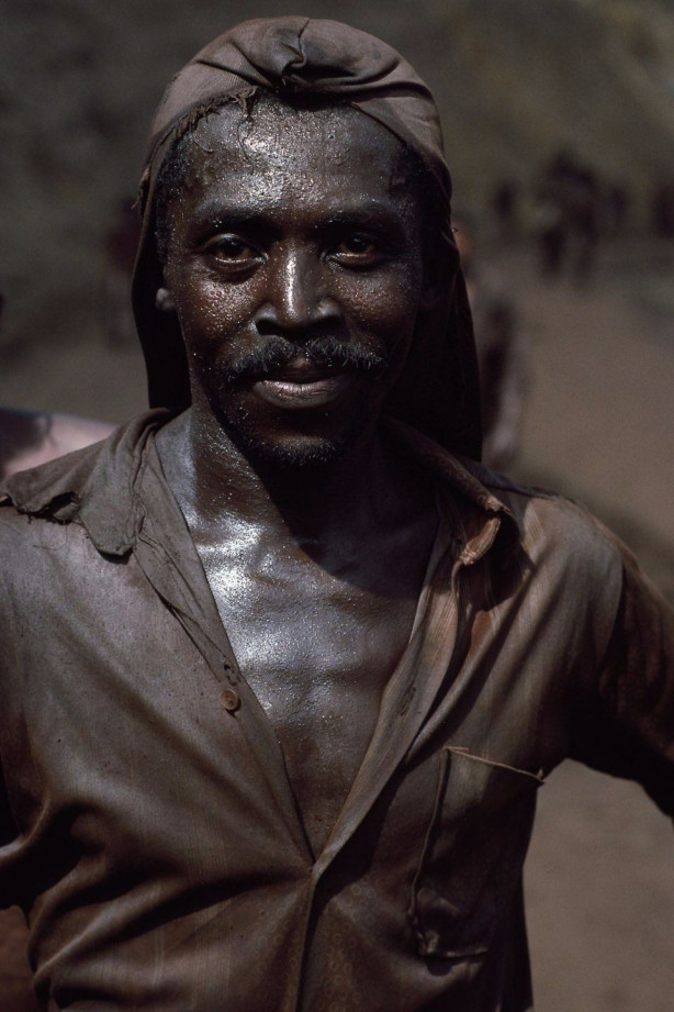 Foto - Bu madende yüz binlerce insan çalışıyor!