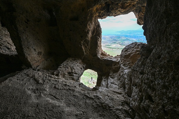 Foto - Bu mağaralar arkeoloji meraklılarının ilgisini çekiyor