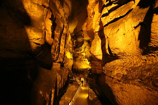 Foto - Bu mağaranın içinde nehir var! 
