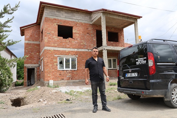 Bu mahallede yaşayanlar çok şanslı! Yok böyle muhtar