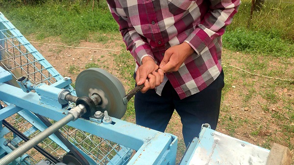 Foto - Bu makinenin yapmadığı yok! İmkansızlıklar mucit yaptı