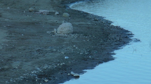 Foto - Bu manzara herkesi kaygılandırıyor! Yağış olmayınca o barajın suları çekildi! 