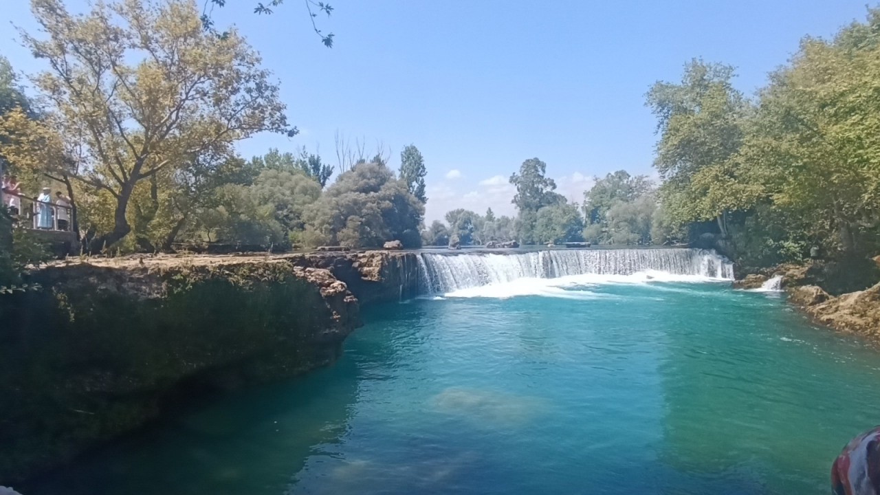 Foto - Bu manzarayı hiç beklemiyorlardı: Manavgat şelalesine gidenler şaşkına döndü!