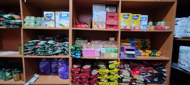 Bu marketten ne alırsan bedava!