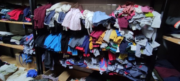 Foto - Bu marketten ne alırsan bedava!