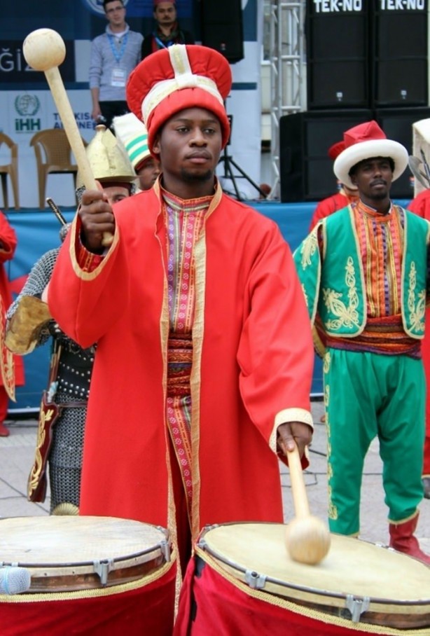 Foto - Bu mehter takımı bildikleriniz gibi değil!
