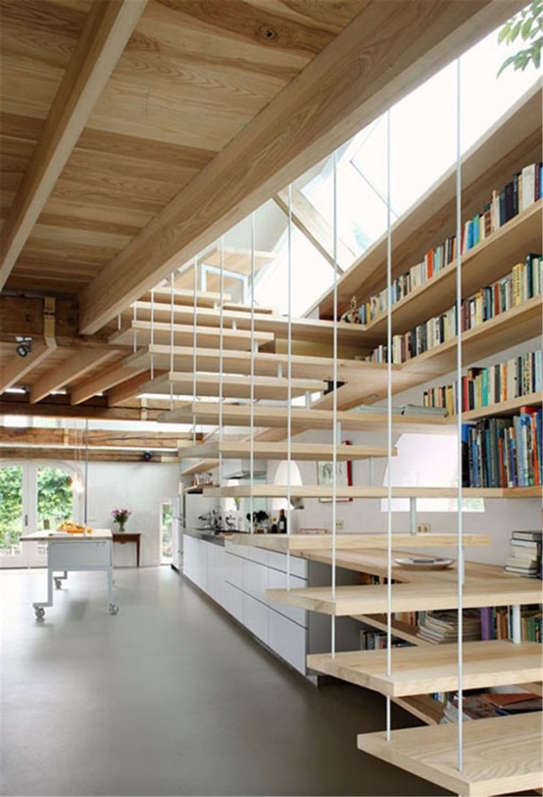 Foto - Bu merdivenlerden çıkmak yürek ister