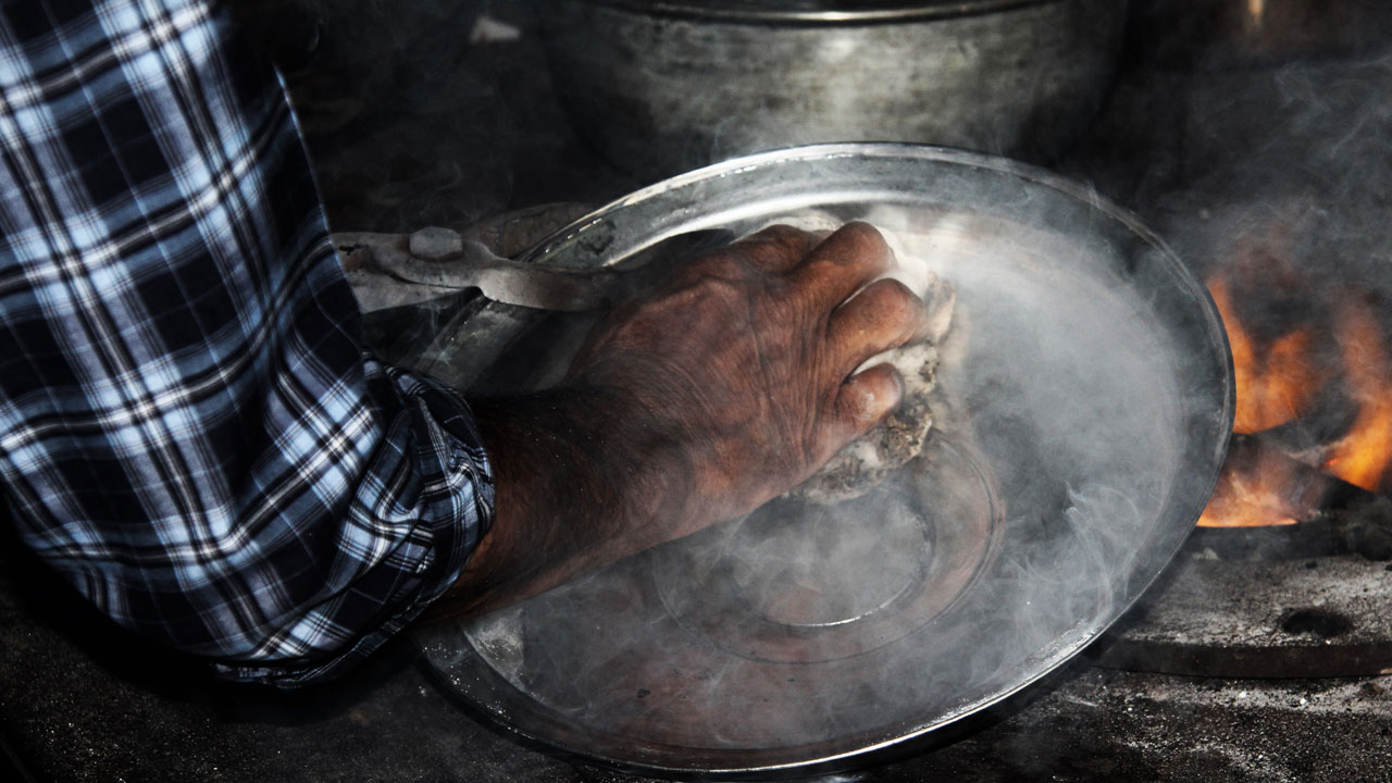 Foto - Bu mesleğin son temsilcilerinden! Yarım asırdır ocak başında