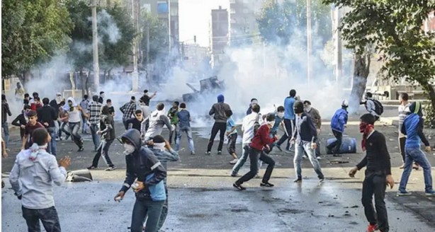 Foto - Bu millet 6-8 Ekim kalkışmasını asla unutmayacak: Şehit Yasin Börü’nün kanı hâlâ ellerinizde... Sizi affetmeyeceğiz