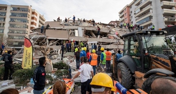 Foto - Bu milletten dünyada başka bir yerde yok! Gönderilen battaniyeyi İzmir'e gönderdi