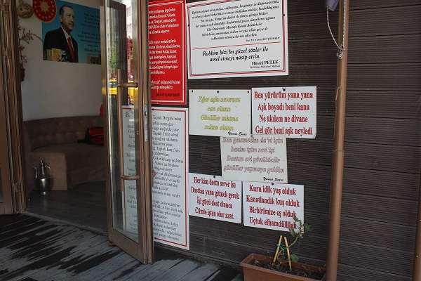 Foto - Bu muhtarlığa giren çıkamıyor