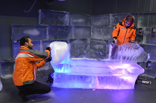 Foto - Bu müzeye giren donuyor! 