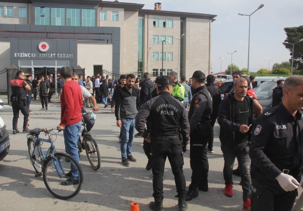 Erzincan Adliyesindeki mahkeme sonrası dehşet anları