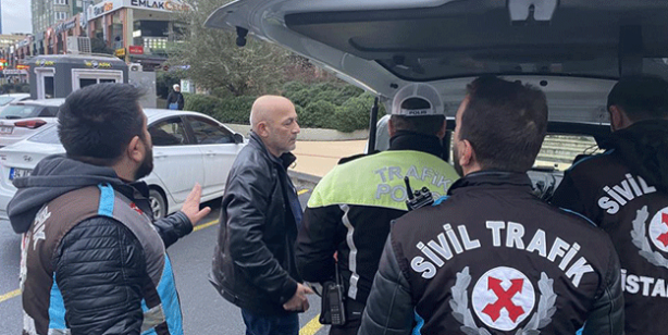 Foto - Bu nasıl servis şoförü! Ceza yedi akıllanmak yerine bakın ne yaptı